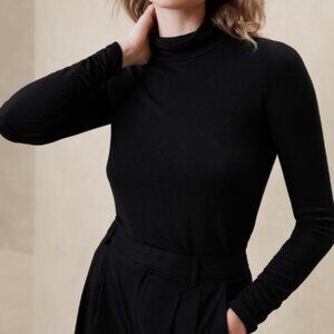 NWOT Banana Republic Turtleneck Shirt